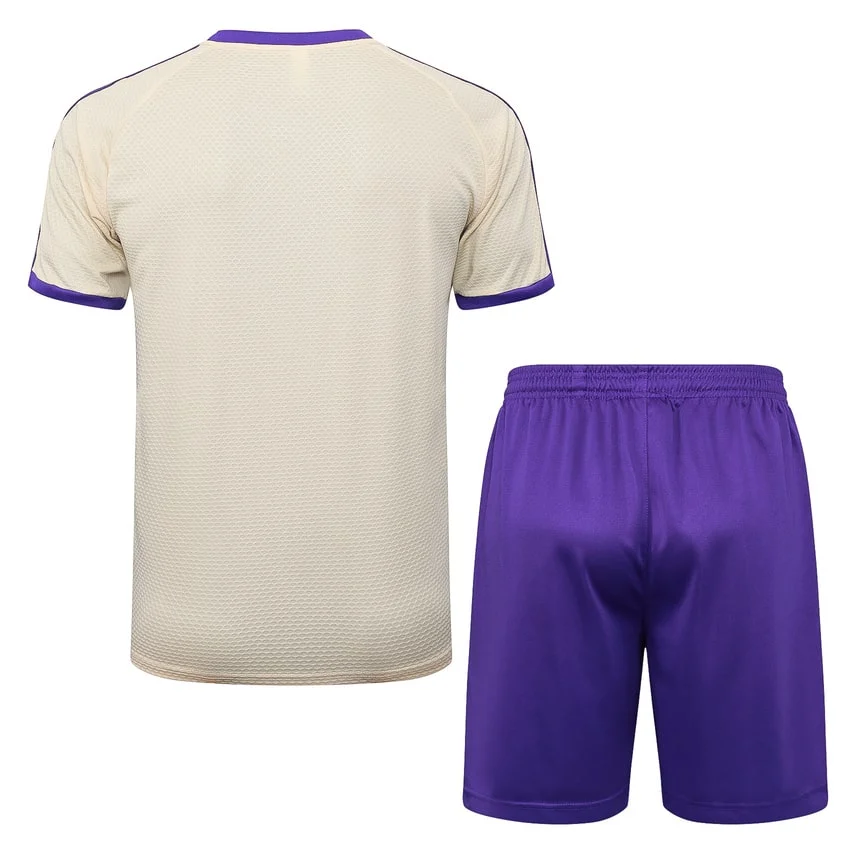 Ensemble Maillot Short Real Madrid 2025 2026 Beige Violet – Image 4