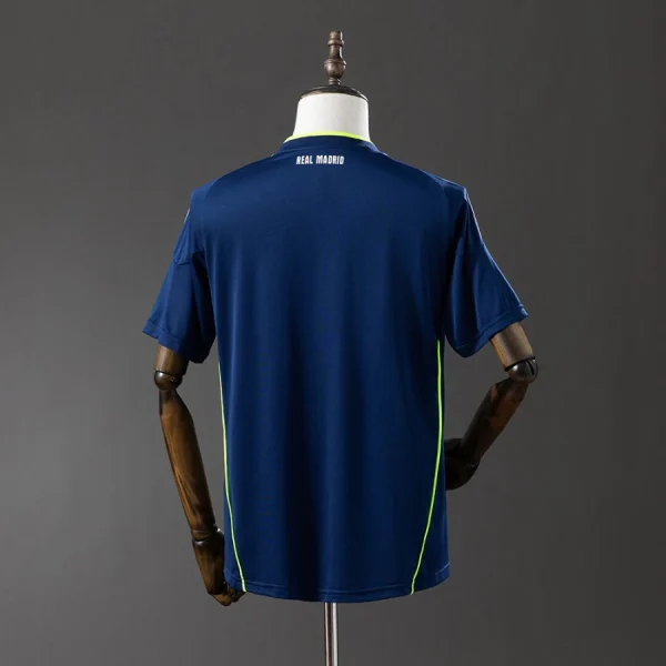 Maillot Real Madrid Exterieur 2010 2011